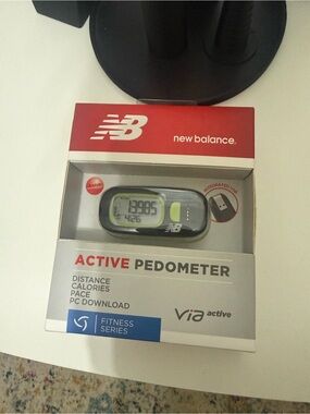 New Balance Active Pedometer – Black with Lime Accents